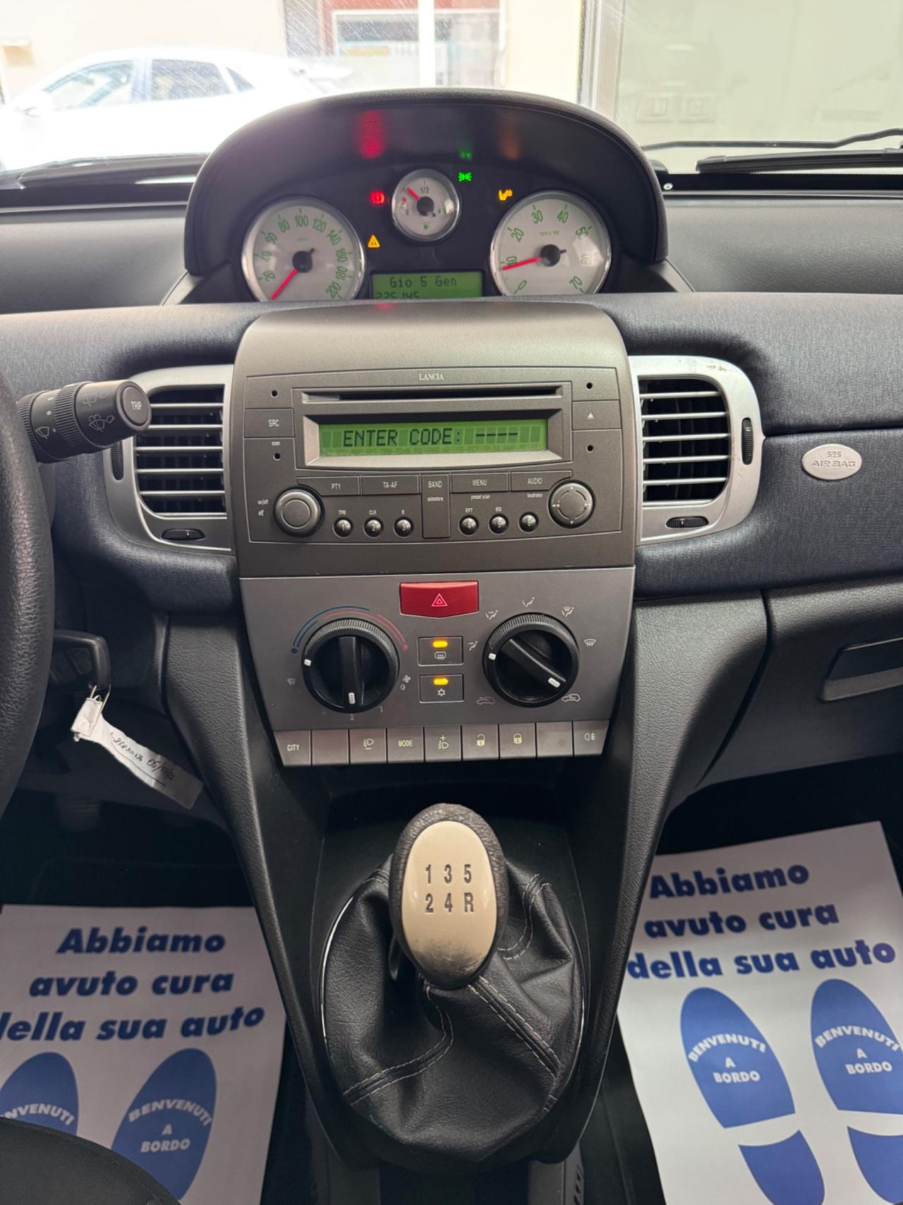 Lancia Ypsilon 1.2 Platino