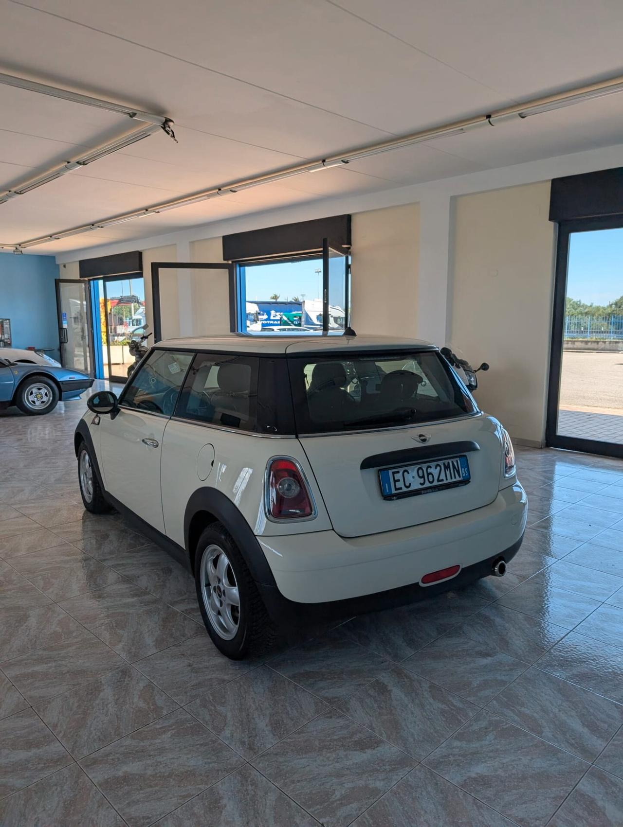 Mini 1.6 16V Cooper D