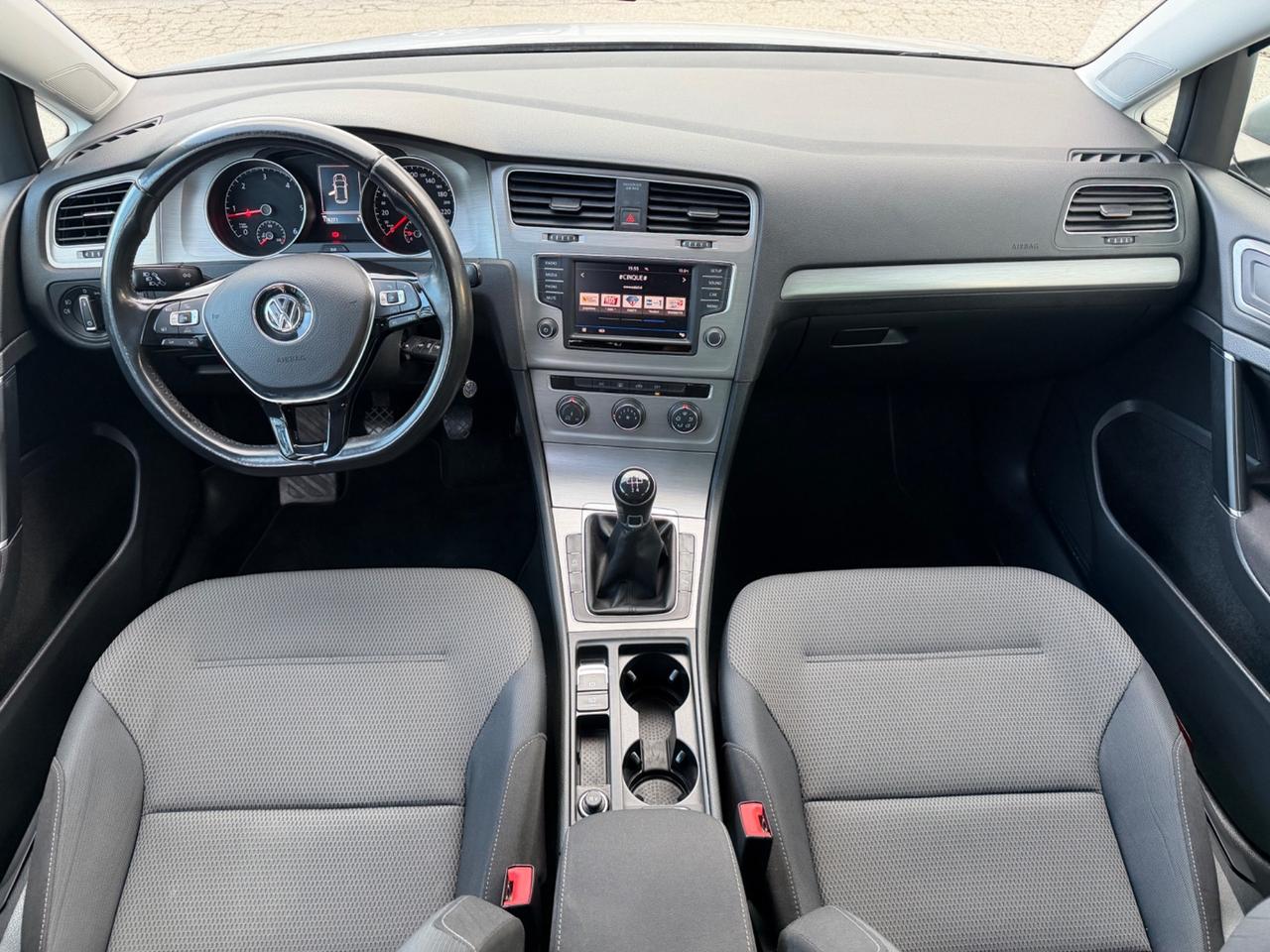 Volkswagen Golf 1.6 TDI 110 CV 2016