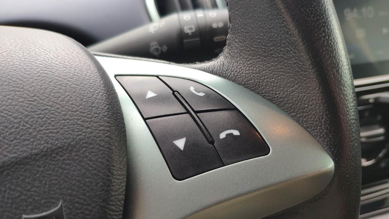 Lancia Ypsilon 1.0 FireFly 5 porte S&S Hybrid Platino