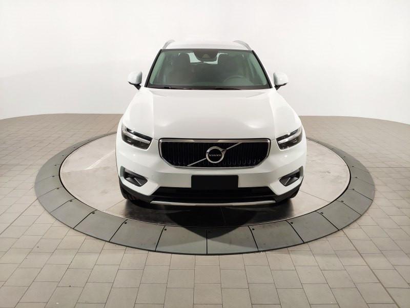 VOLVO Xc40 T3 Geartronic Momentum Pro