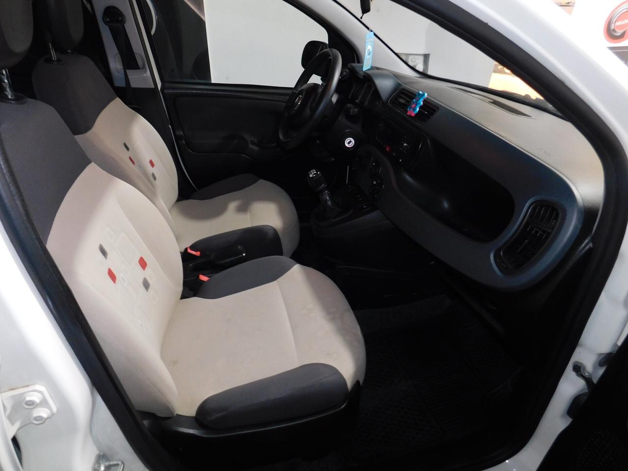Fiat Panda 0.9 TwinAir Turbo Natural Power Lounge