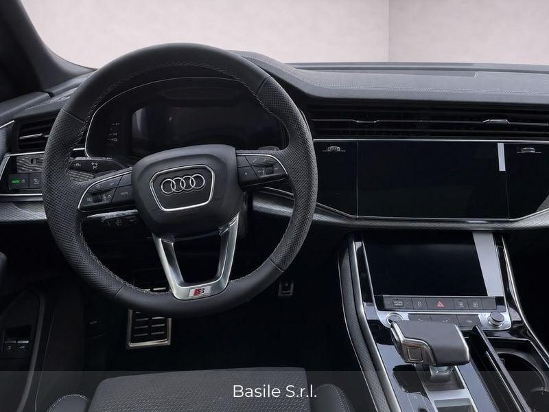 Audi Q8 55 TFSI e 290kW quattro tip. S Line Ed.