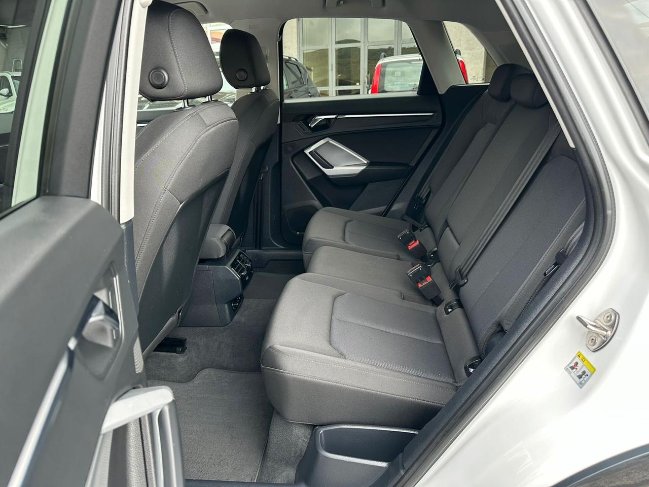 Audi Q3 35 TDI S tronic line edition