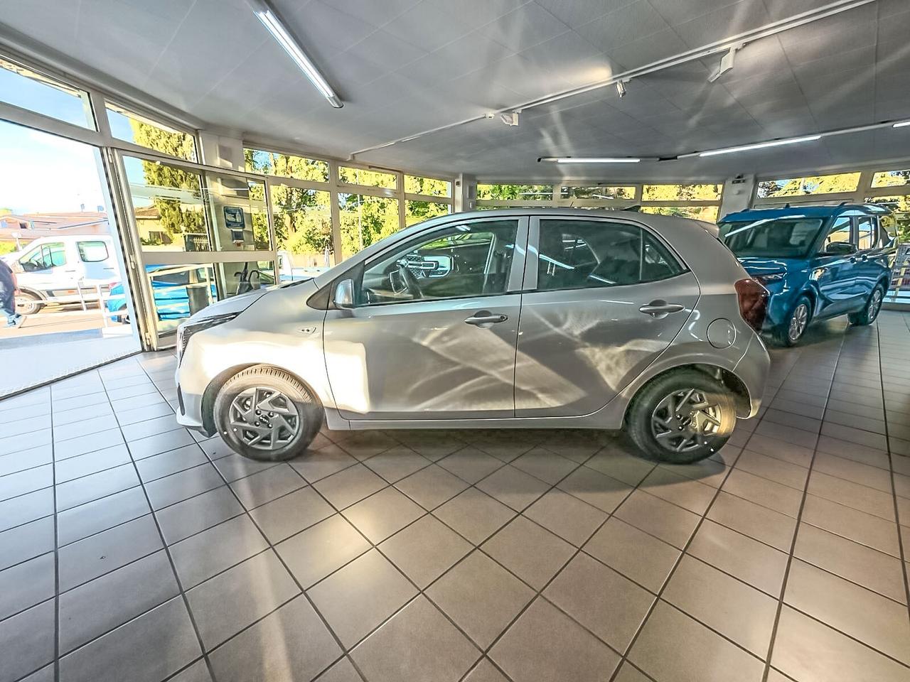 Kia Picanto 1.0 12V 5 porte Urban