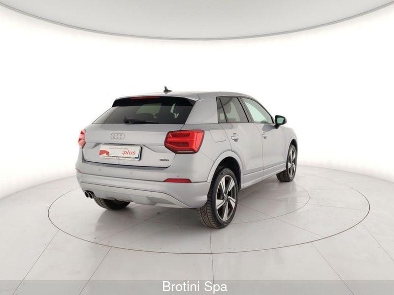 Audi Q2 35 TDI quattro S tronic Business Advanced