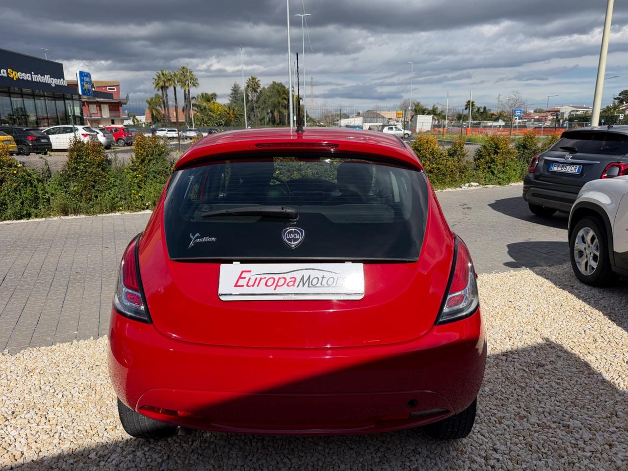 Lancia Ypsilon 1.3 MJT 16V 95 CV 5 porte Euro 6