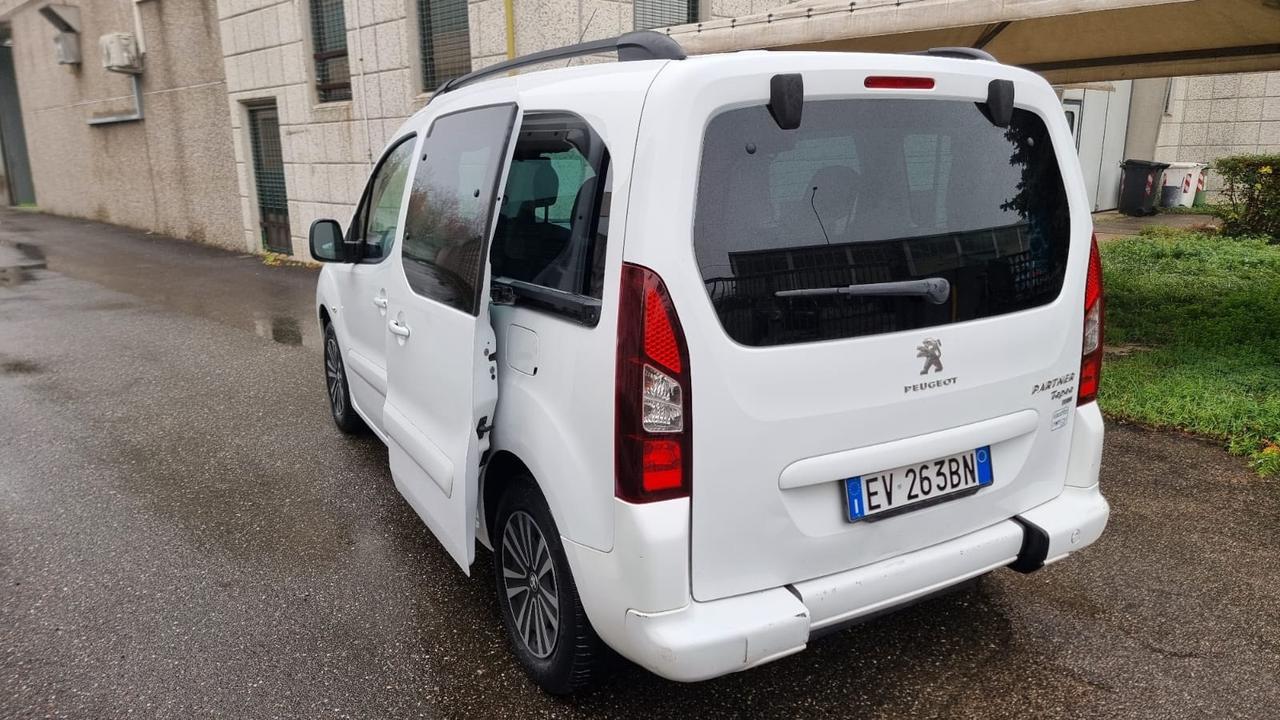 Peugeot Partner Parter trasporto disabili