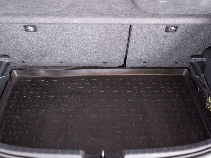 Toyota Yaris Yaris 5p 1.5h Active my18