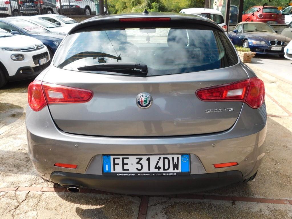 Alfa Romeo Giulietta 1.6 JTDm-2 120 CV Distinctive