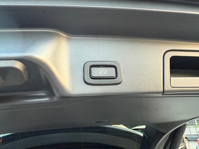 Land Rover Range Evoque 2.0D I4 180 CV AWD Auto SE