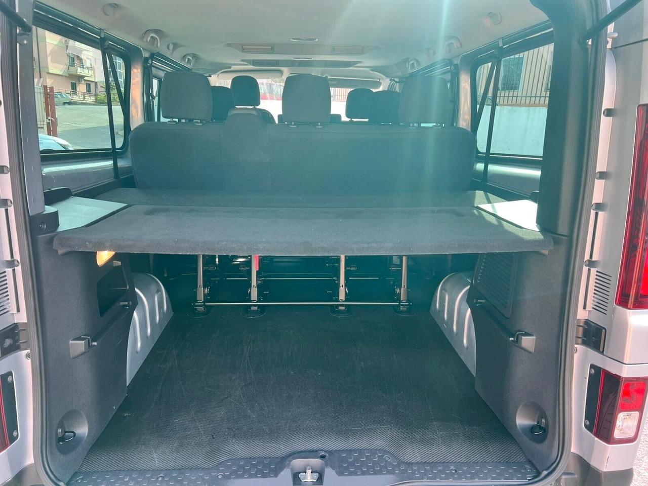 Renault Trafic BluedCi 150CV MY 24 9 POSTI PC-TN Authentic