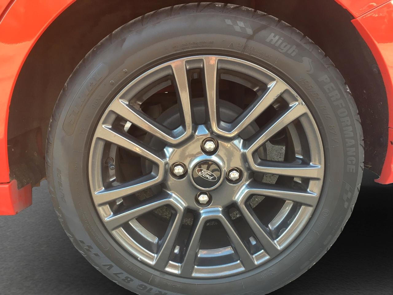 Ford Tourneo Courier 1.0 EcoBoost 100 CV Sport