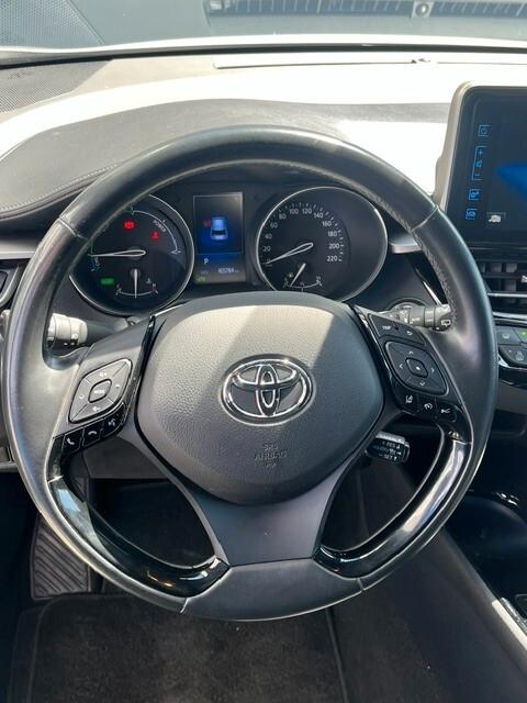 Toyota C-HR 1.8 Hybrid E-CVT Trend
