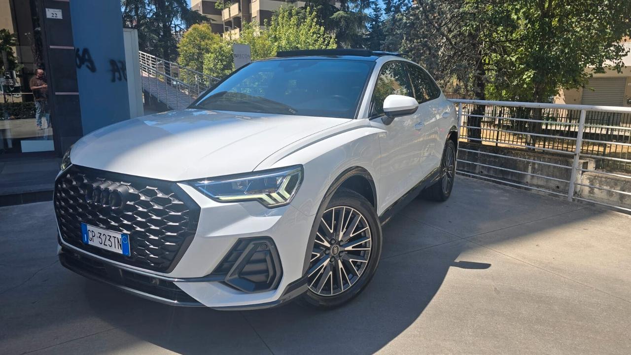 AUDI Q3 SPB 1.5 TFSI 150CV S-Line – Anno 2023 – Solo 31.000 km