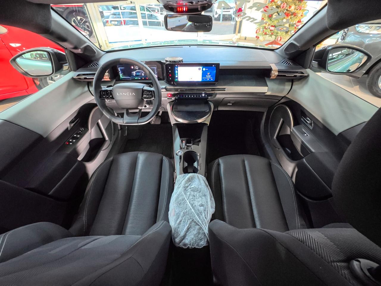 Lancia Ypsilon Hybrid e-DCT KM ZERO