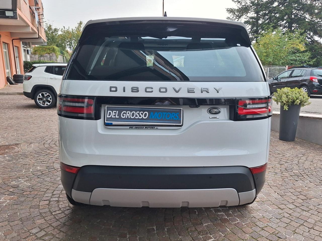 Land Rover Discovery 2.0 SD4 240 CV HSE Luxury-7 posti