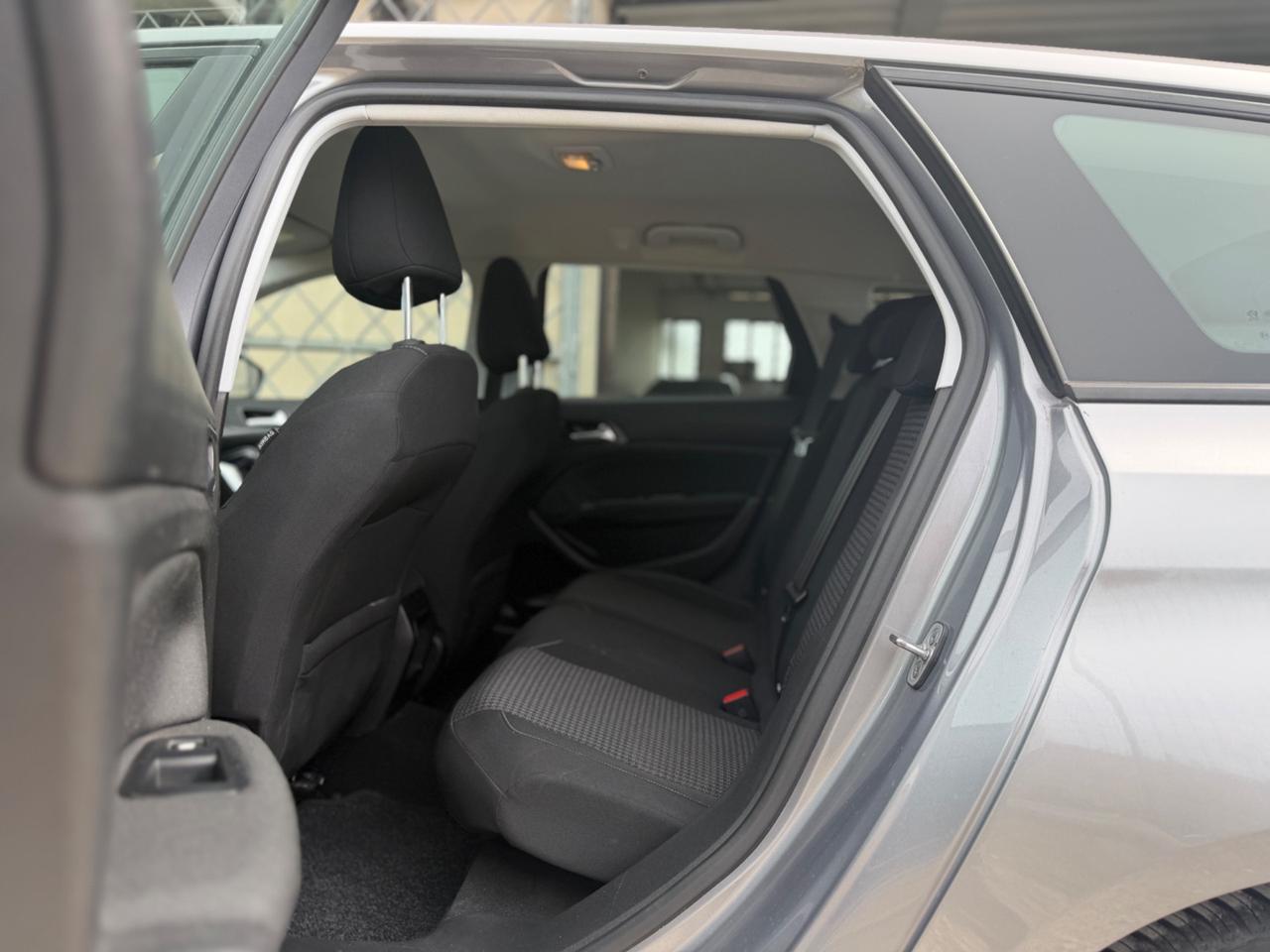 Peugeot 308 BlueHDi 130 S&S SW Allure
