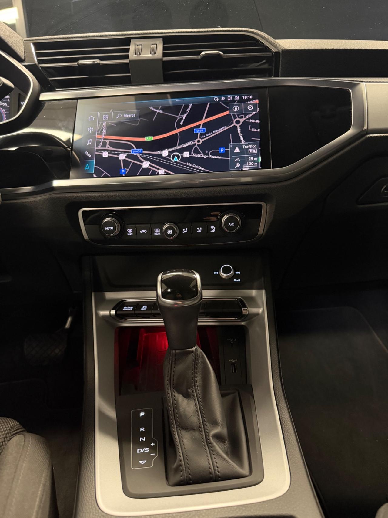 Audi Q3 35 TDI S tronic line edition