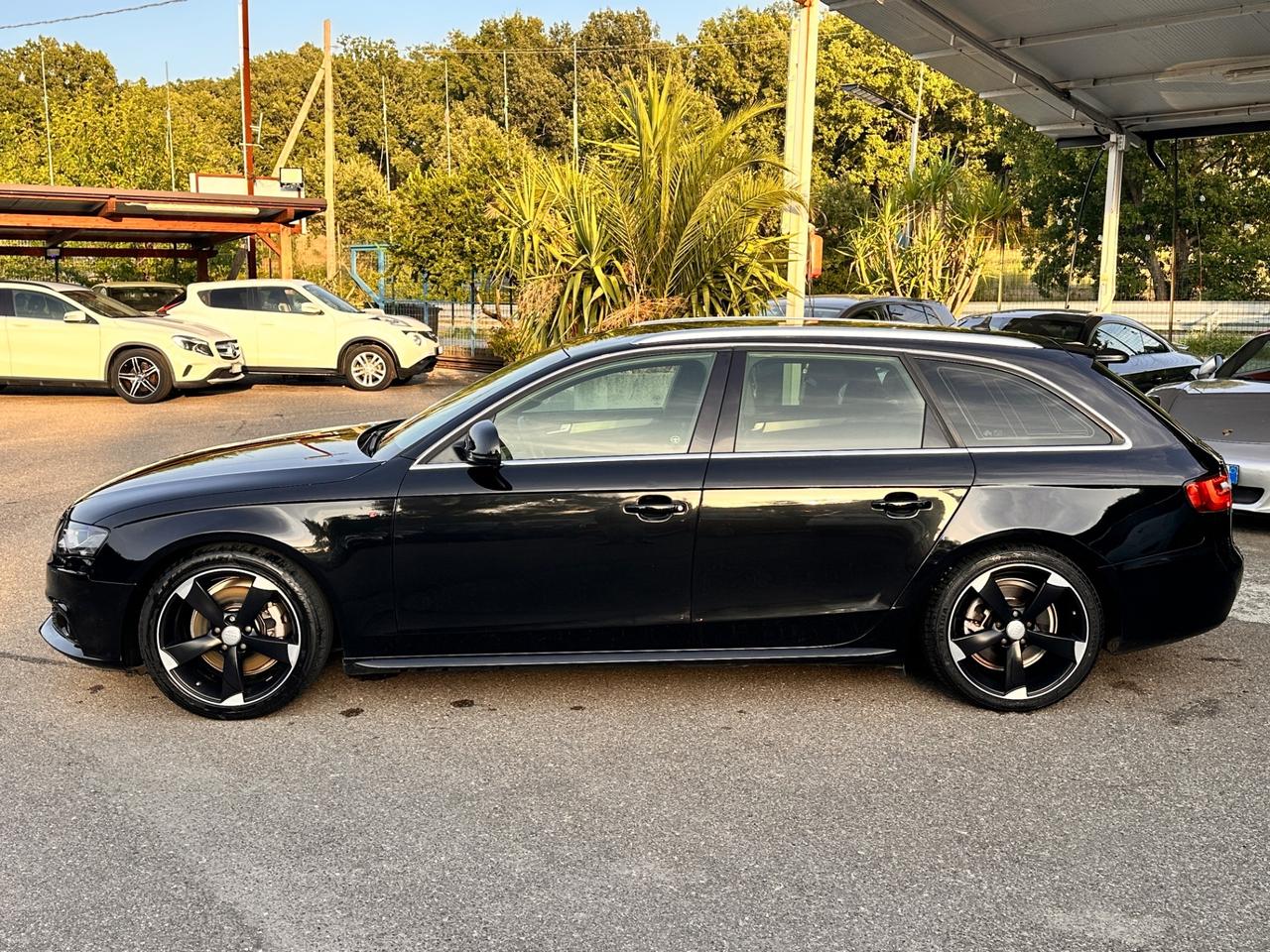 Audi A4 Avant 2.0 TDI 143CV s-Line