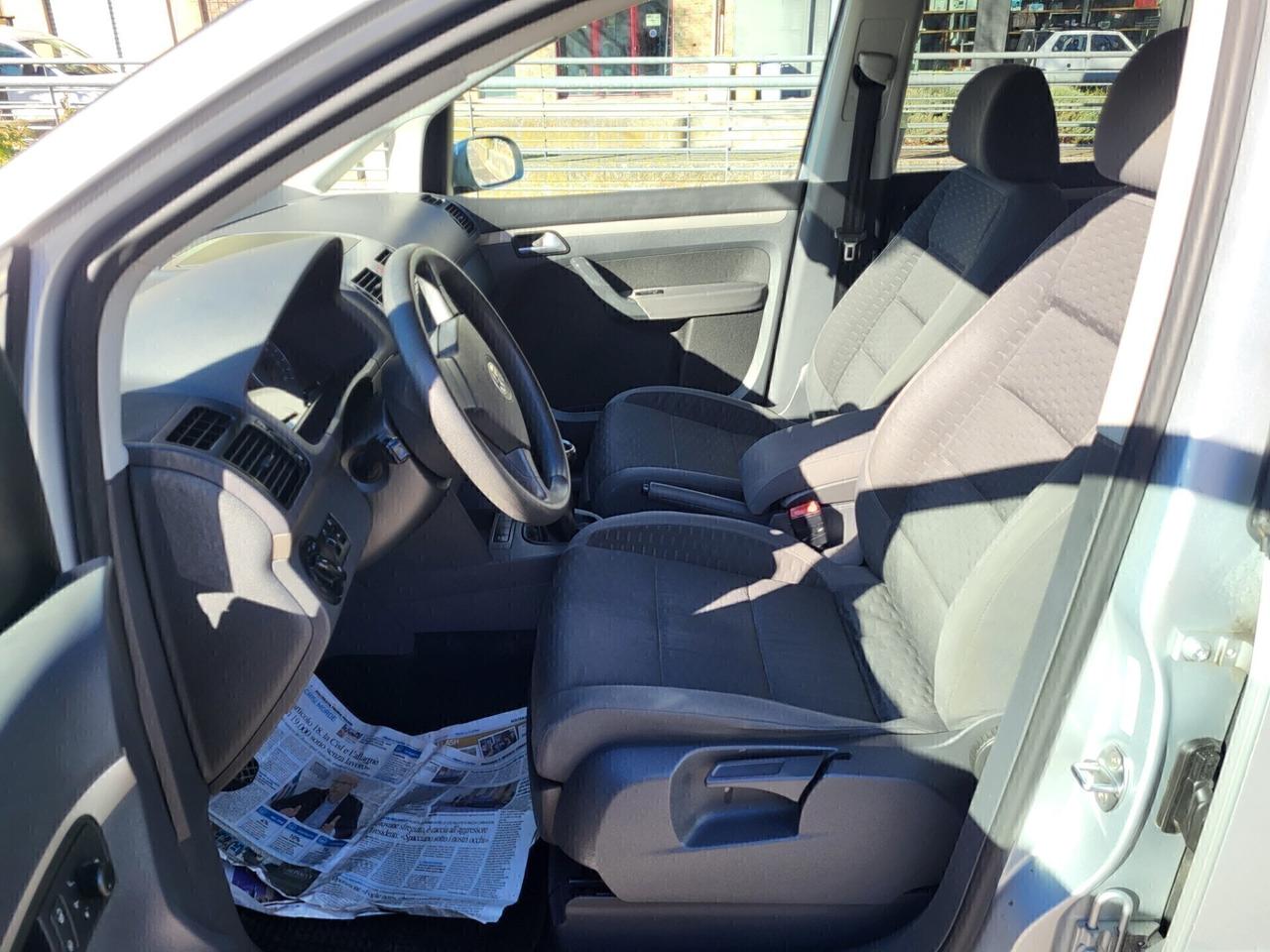 VOLKSWAGEN TOURAN 2,0 ECOFUEL-7 POSTI-CINTA D.NUOV