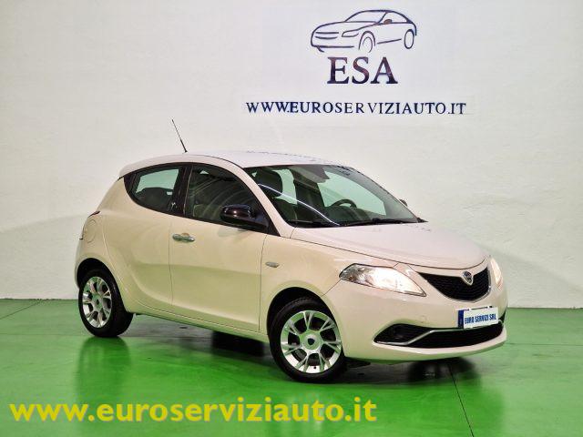 LANCIA Ypsilon 1.2 69 CV 5 porte Platinum