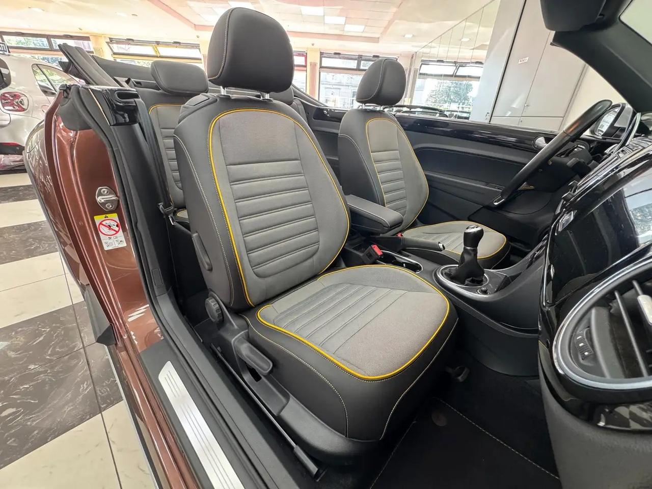 Volkswagen Maggiolino Cabrio 1.2 TSI Design BlueMotion Technology Dune