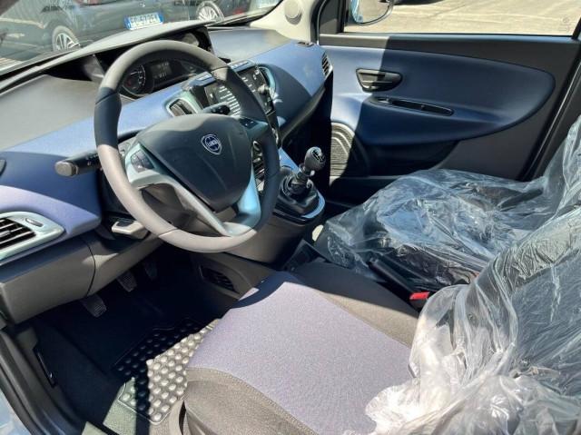 Lancia Ypsilon III 1.0 firefly hybrid Platino s&s 70cv