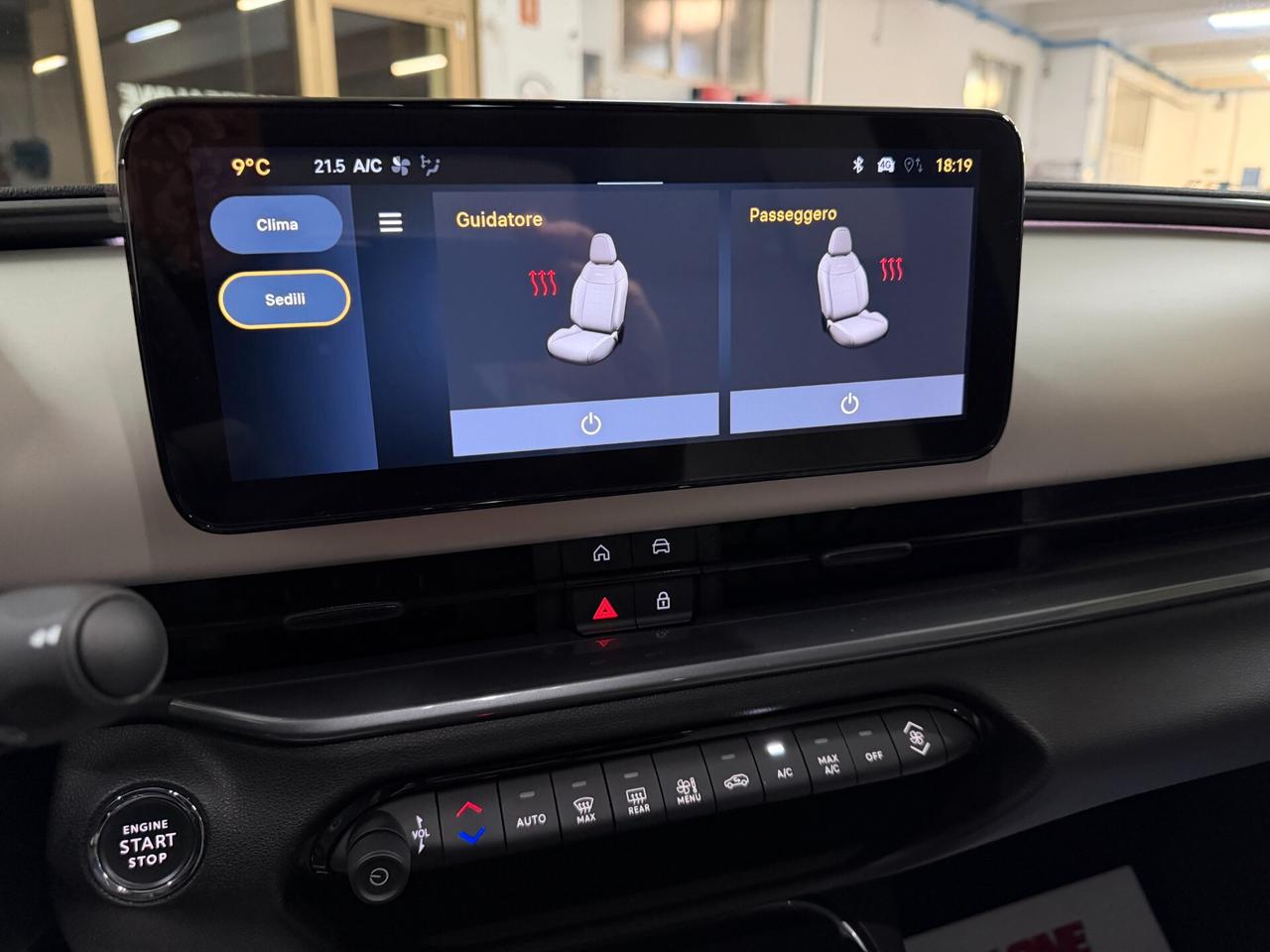 Fiat 600 Hybrid 110 CV DCT MHEV La Prima II KM 700