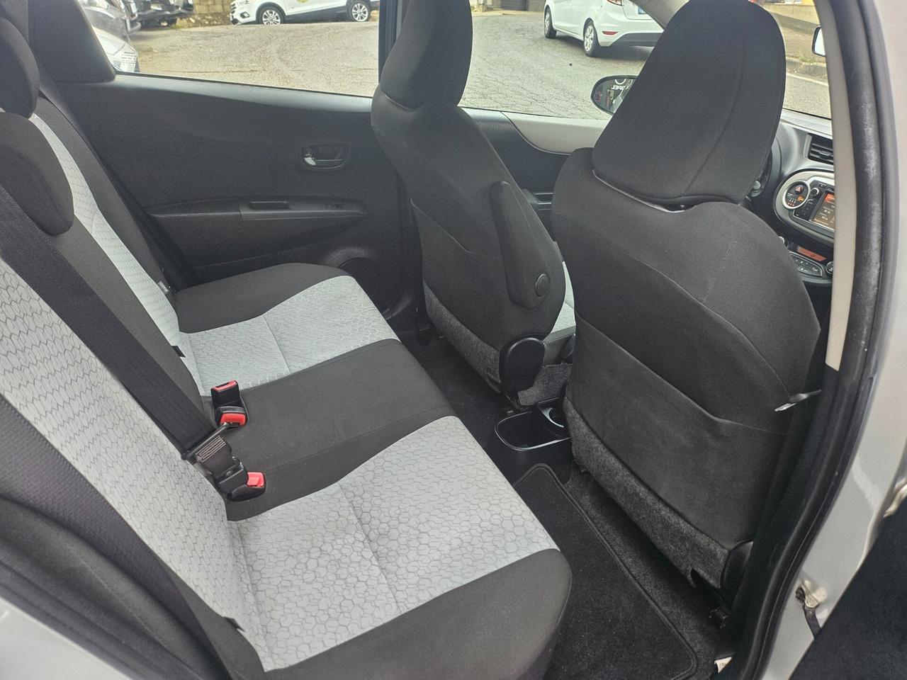 Toyota Yaris 1.4 D-4D 5 porte Lounge