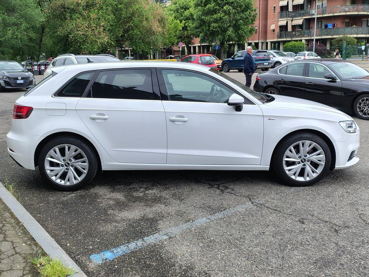 Audi A3 1.5 30 g-tron S Line #10653