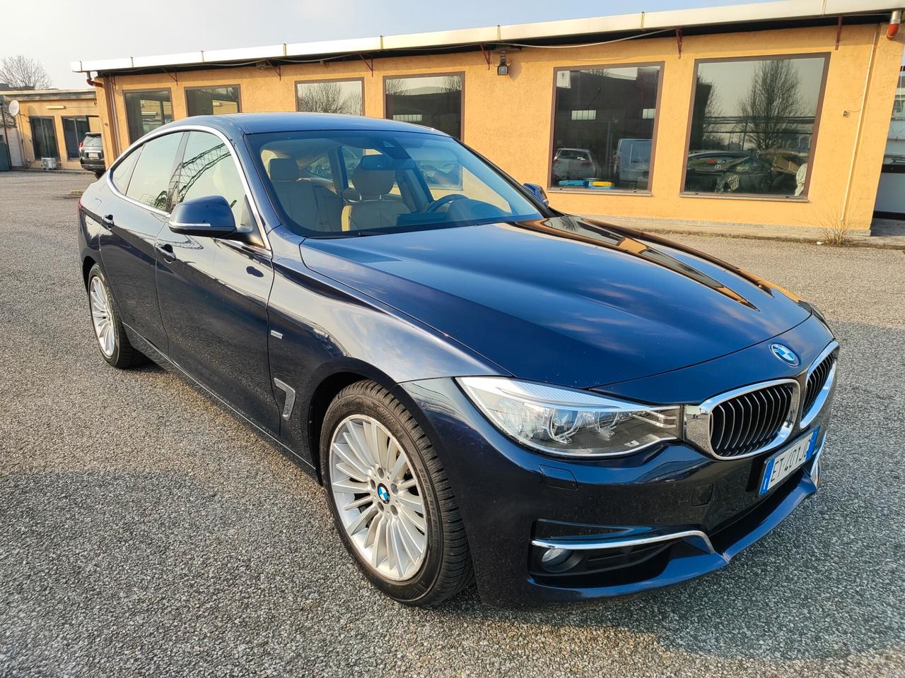 Bmw 320 320d GT Luxury