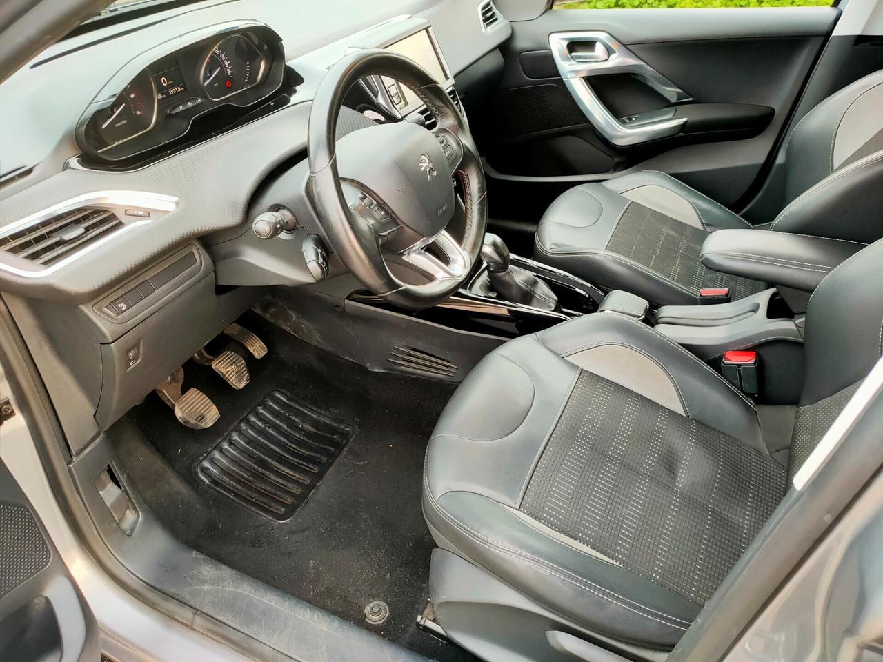 Peugeot 2008 BlueHDi 100 Allure