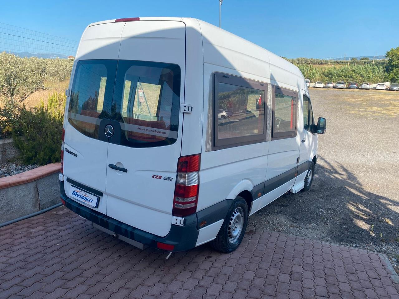 Mercedes Sprinter 310 allestimento food truck autonegozio