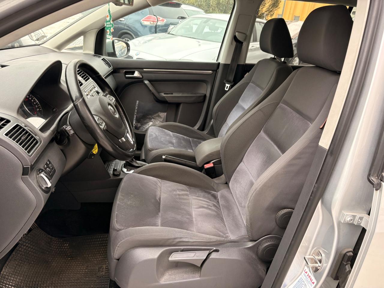 Volkswagen Touran 2.0 TDI 140 CV DSG Highline