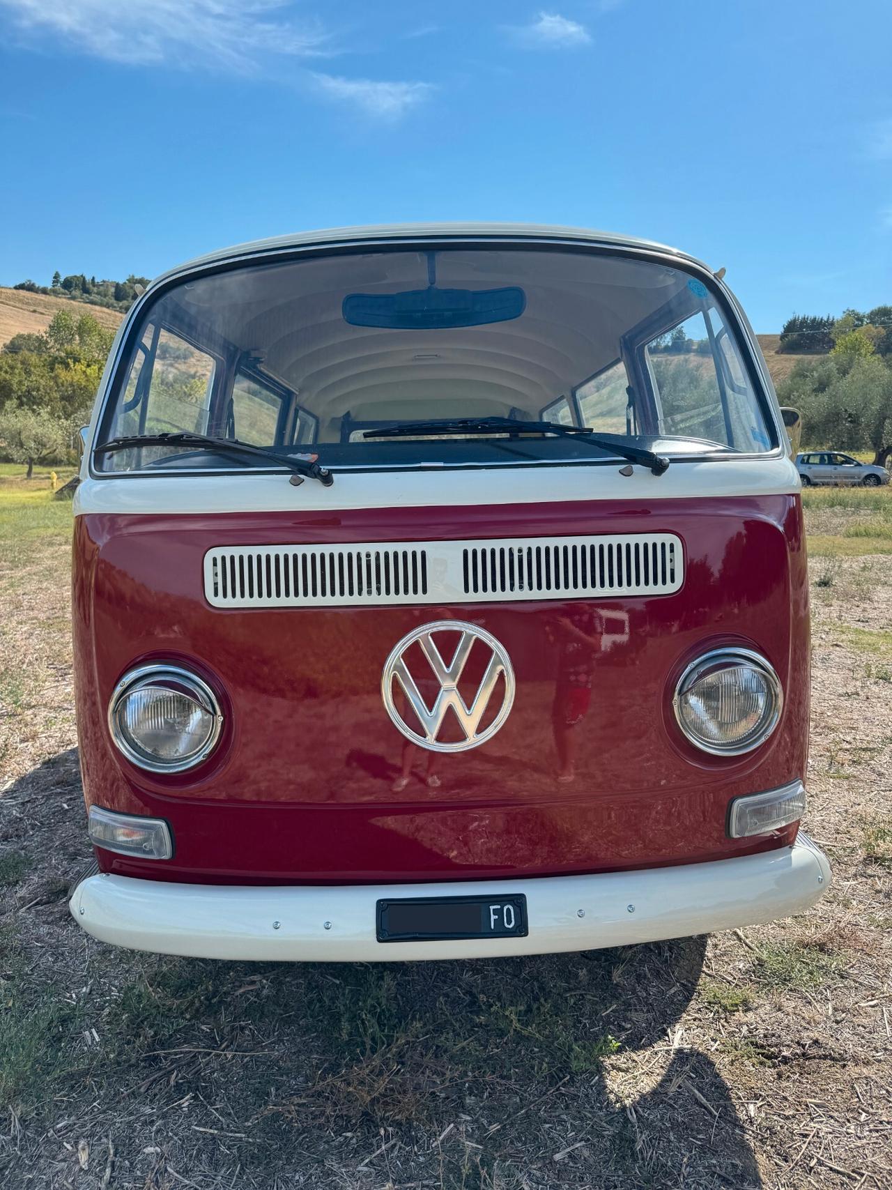 Volkswagen T2 bicolor