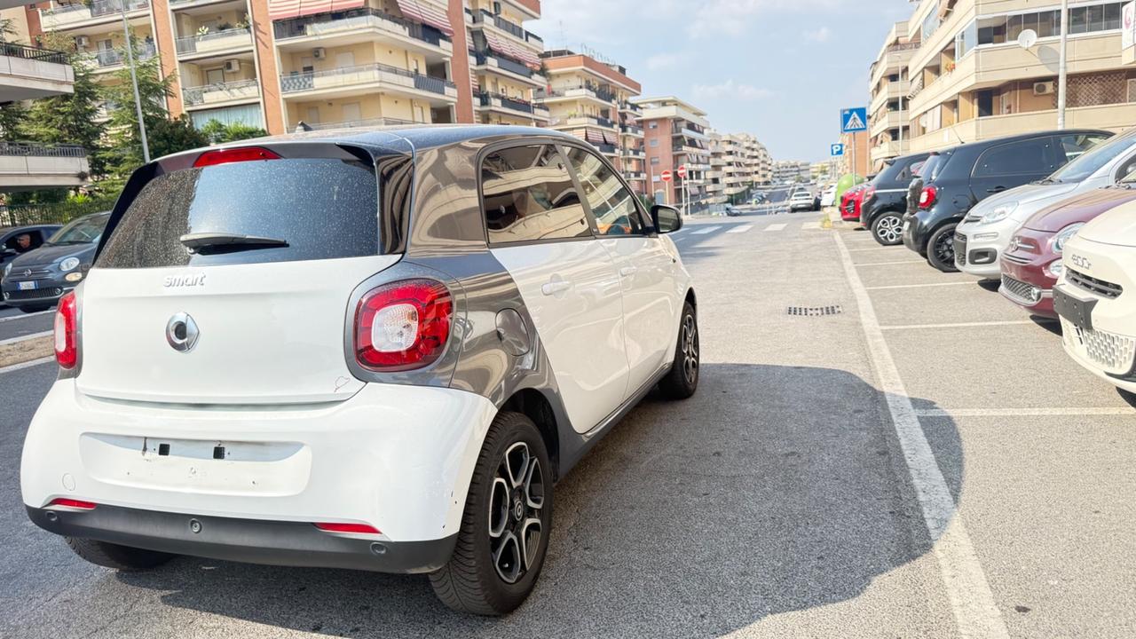 Smart ForFour 90 0.9 Turbo Passion LED NAVI CAR PLAY PDC CERCHI 15 BLUETOOTH