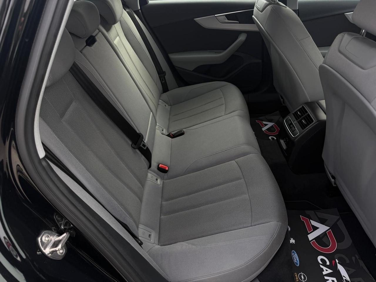 Audi A4 Avant 30 TDI/136 CV S tronic Advanced
