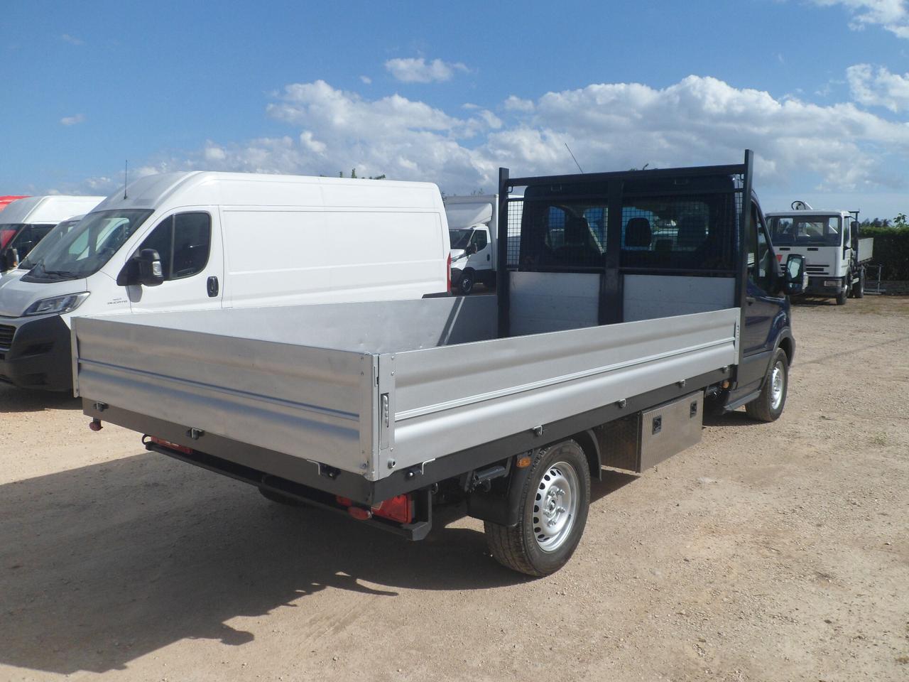 Ford Transit cassone fisso