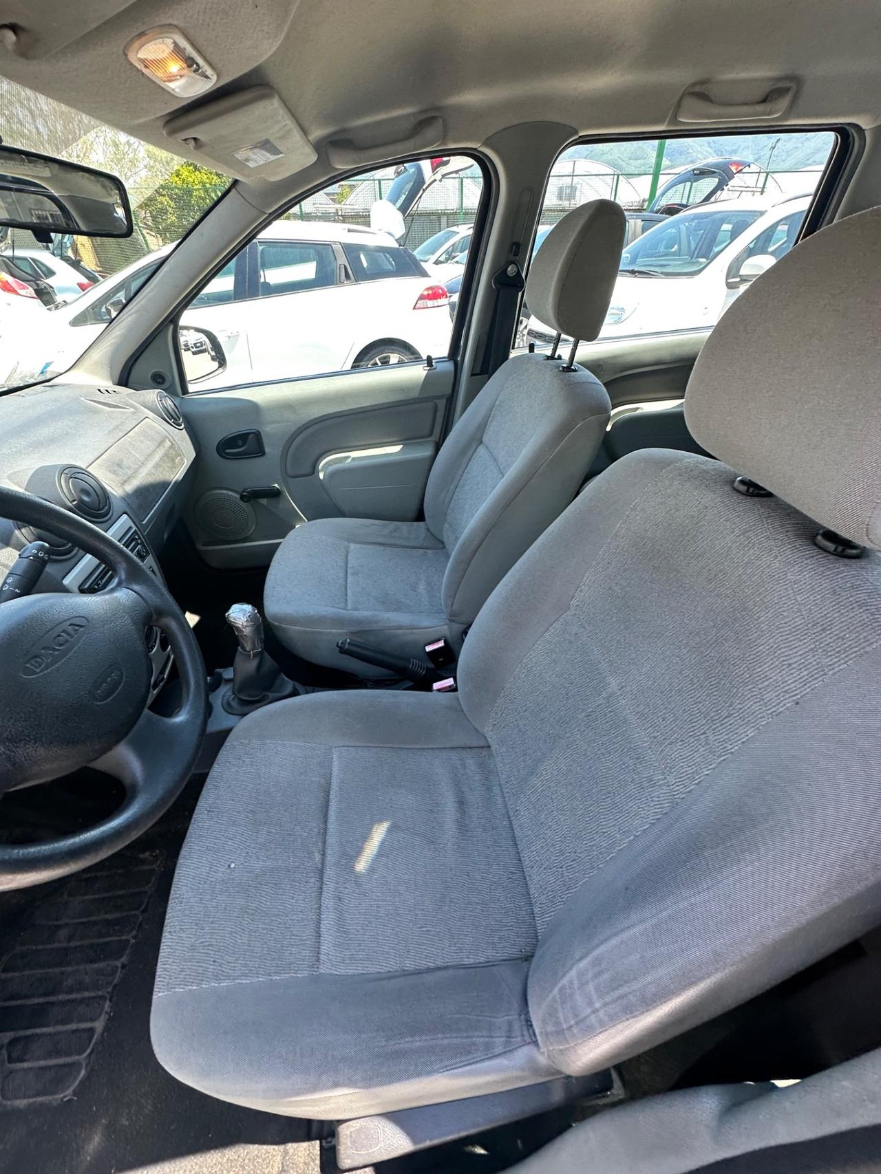 Dacia Logan MCV 1.6 90CV 5 posti Lauréate