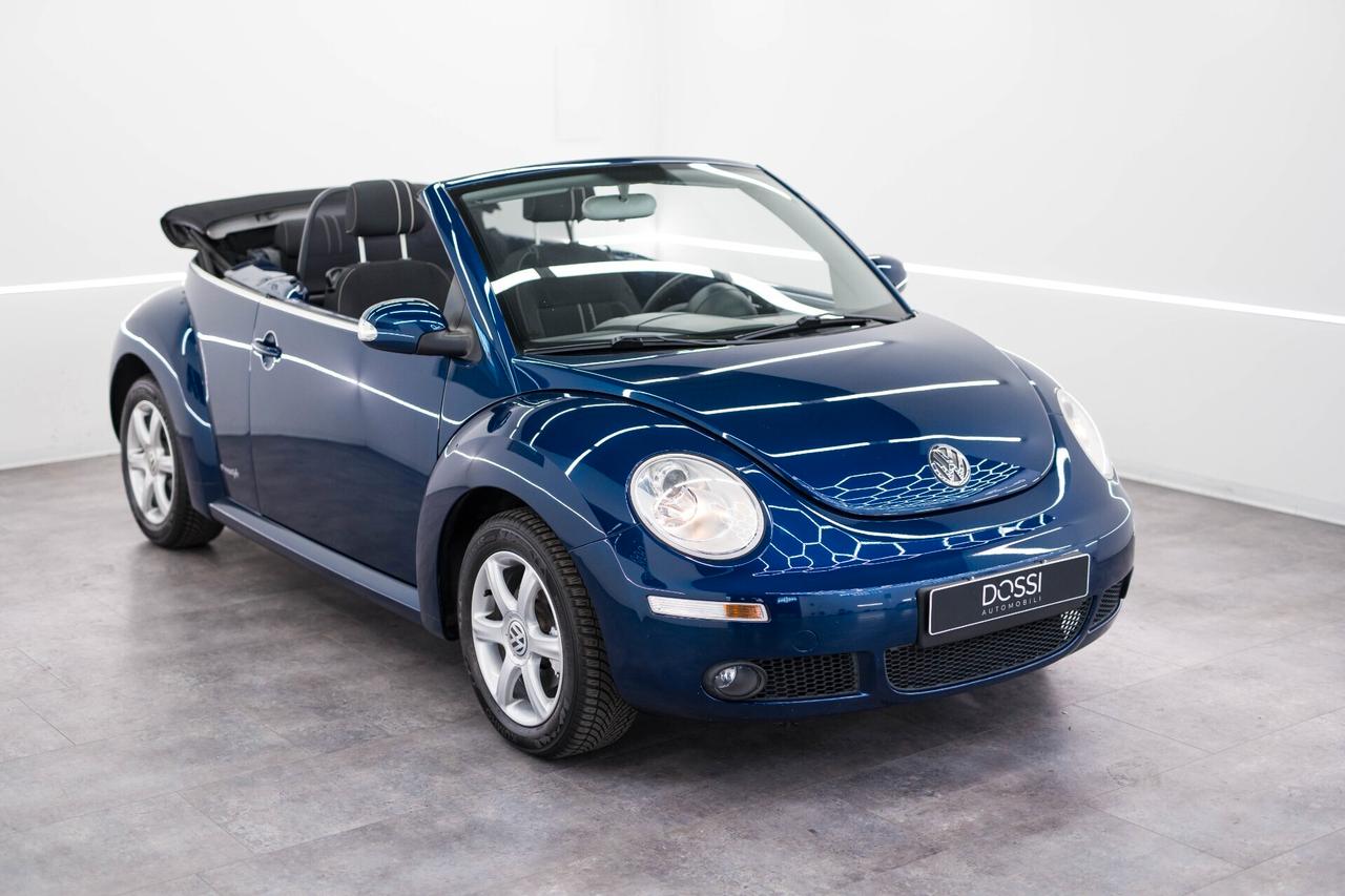 Volkswagen New Beetle 1.6 Cabrio