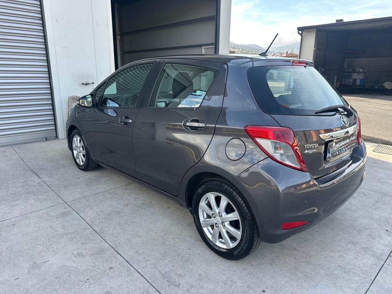 Toyota Yaris 1.4 D-4D 5 porte Lounge