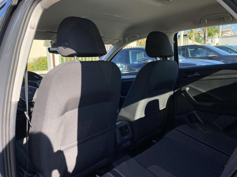 Volkswagen T-Roc 2.0 TDI STYLE 115CV