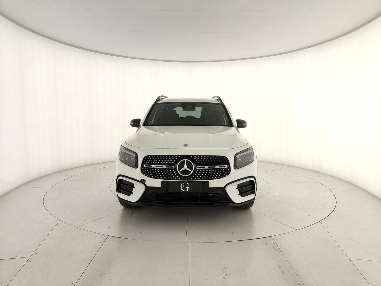 Mercedes-Benz GLB 180 d