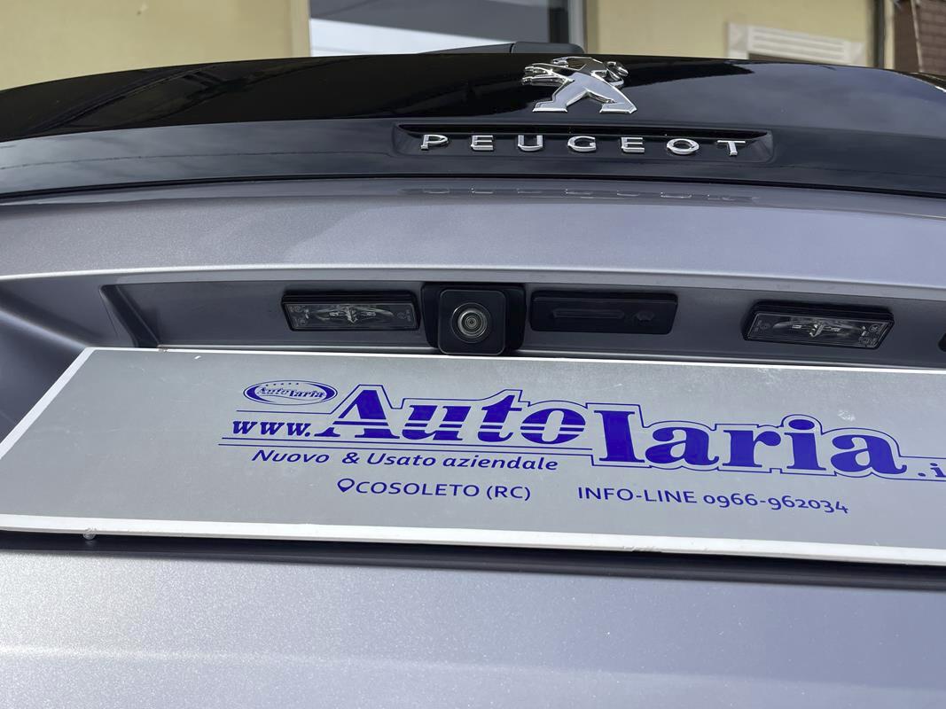 Peugeot 3008 BlueHDi 130 S&S EAT8 Allure Pack - Automatica (Auto Aziendale fatturabile con iva deducibile) Pari al nuvo