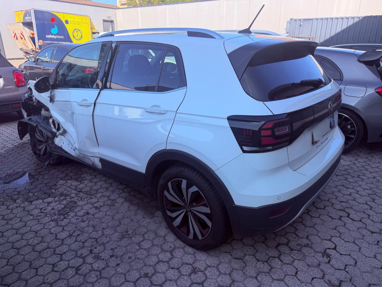 Volkswagen T-Cross 1.0 TSI INCIDENTATA