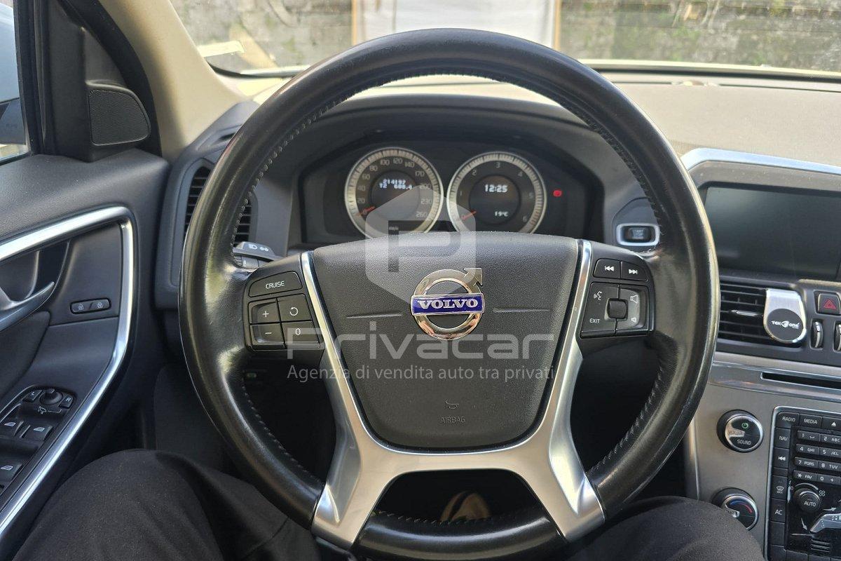 VOLVO XC60 D4 AWD Geartronic Momentum