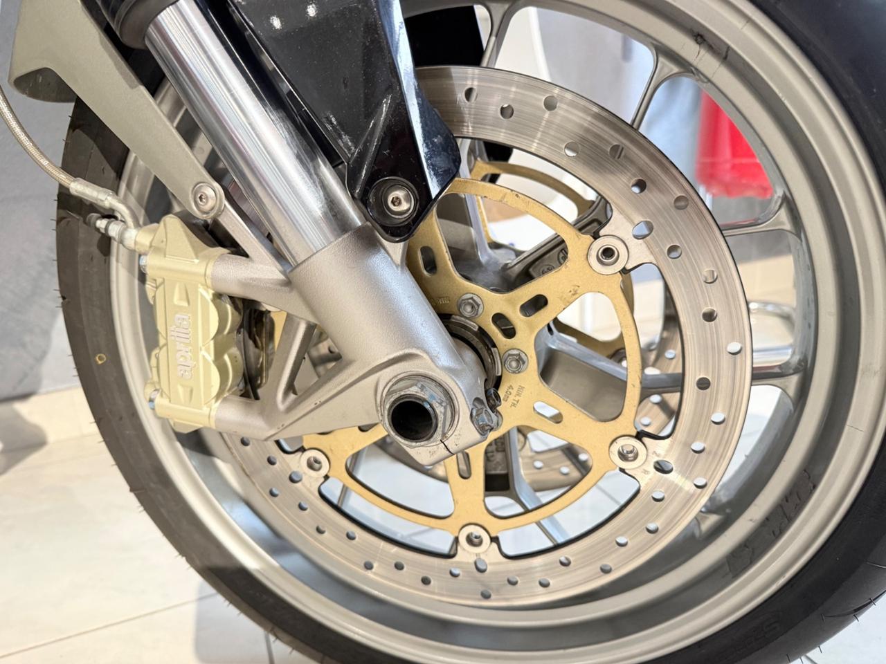 Aprilia SL Shiver 750 PARI AL NUOVO SCARICO LEOVINCE