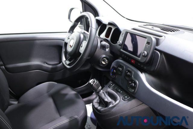 FIAT Panda Cross 1.0 FIREFLY S&S HYBRID NEOPATENTATI
