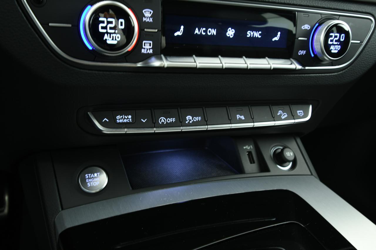 AUDI Q5 40 2.0 tdi mhev 12V S line quattro ACC+CAMERA+MATRIX